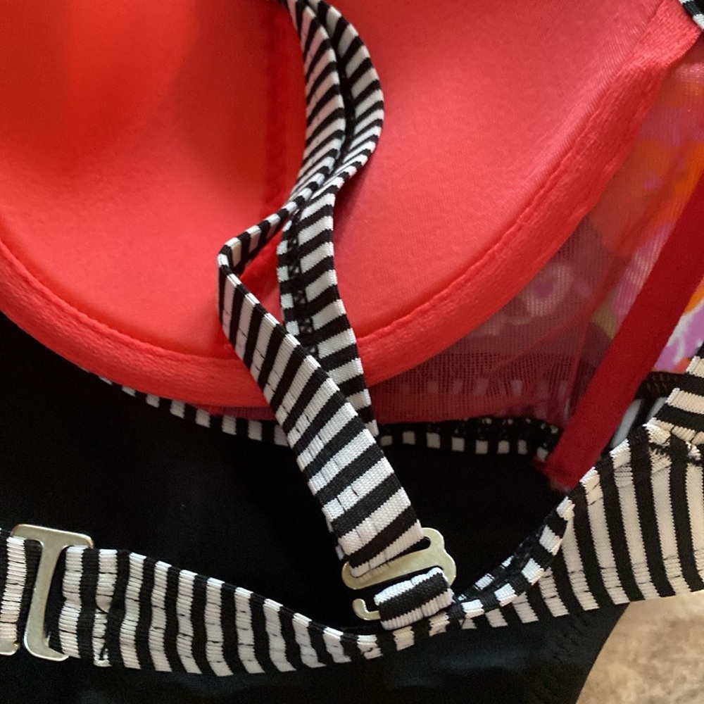 Beautiful Underwire Adjustable Top Lined Swimsuit… - image 8